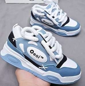 Men's White & Turquoise Low-Top Sneakers - PU Upper, PVC Sole, Breathable Lace-Up Casual & Sneakers with Cushioned Traction Tread - /White/Green Colorway for Gym, Running, Casual Attire Fashion-Forward Design