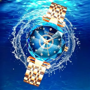 Christmas Snowflake Engraved Silicone Strap for Series 11 Band 41/40/38/42mm, 10/44/45/46/49mm Men/Women Correas - Cute Soft Adjustable Sport Wristbands, Christmas Accessory, Festive Accessory, Durable Accessory, Smartwatch Accessory